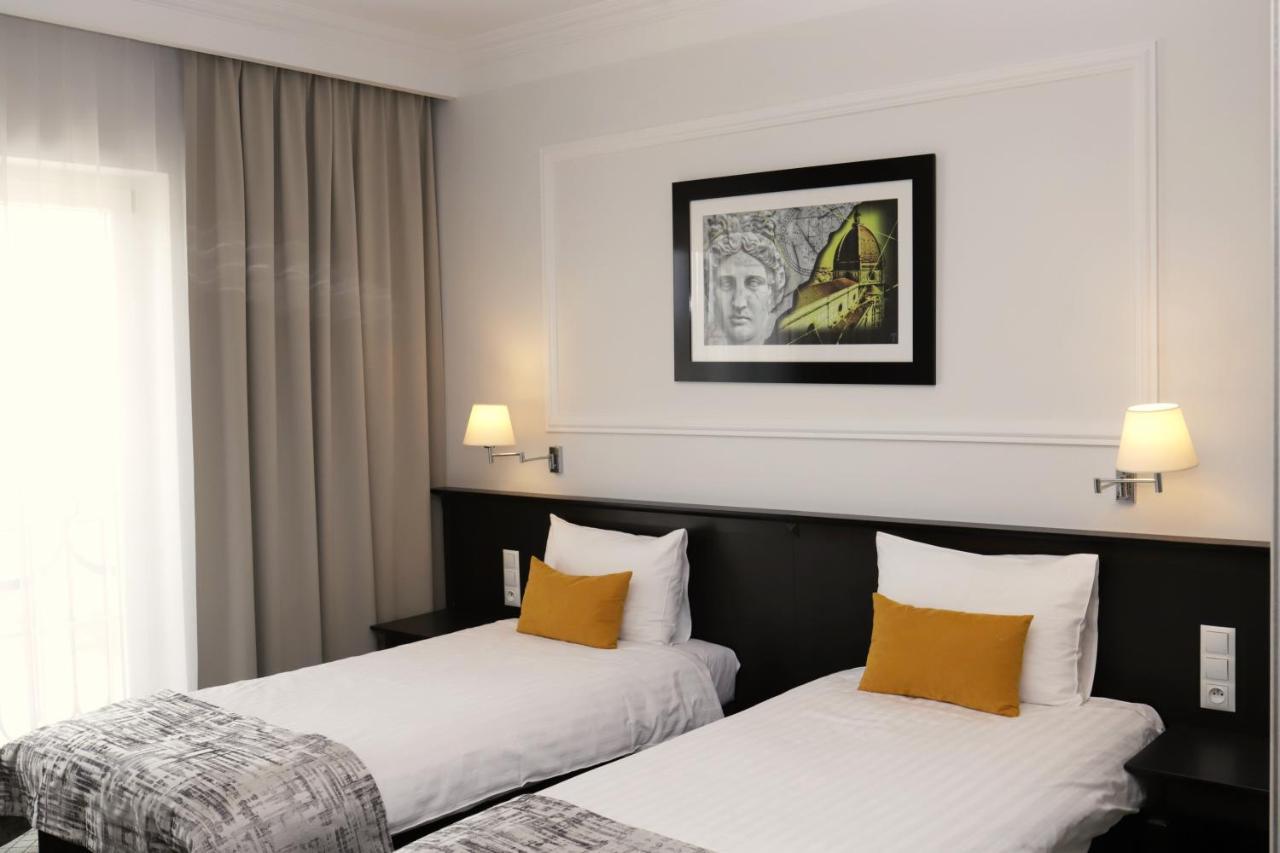 Hotel Toscania Wloszakowice Luaran gambar