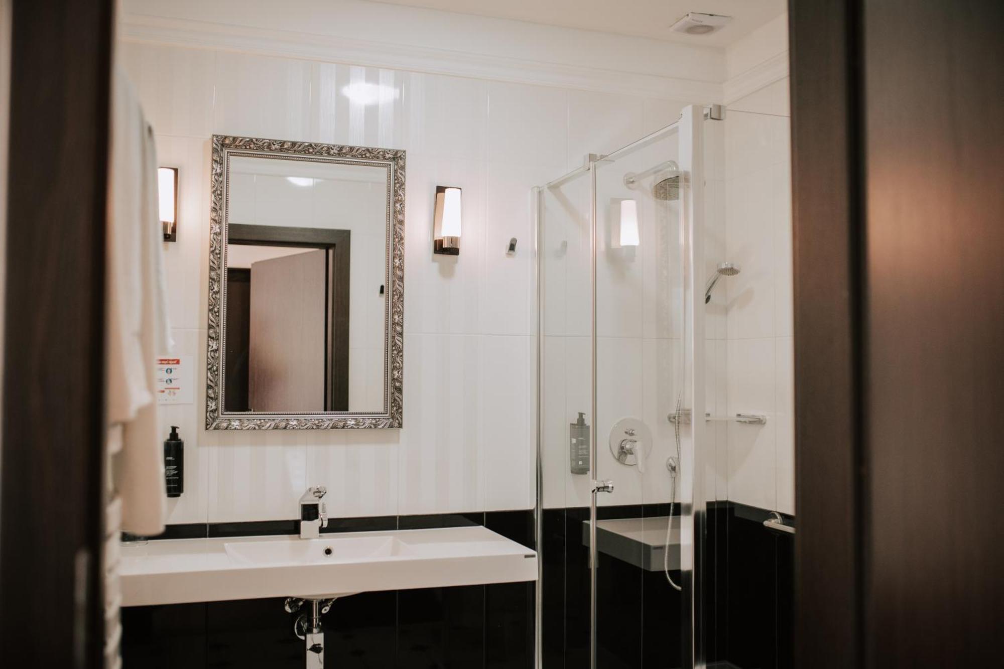 Hotel Toscania Wloszakowice Luaran gambar
